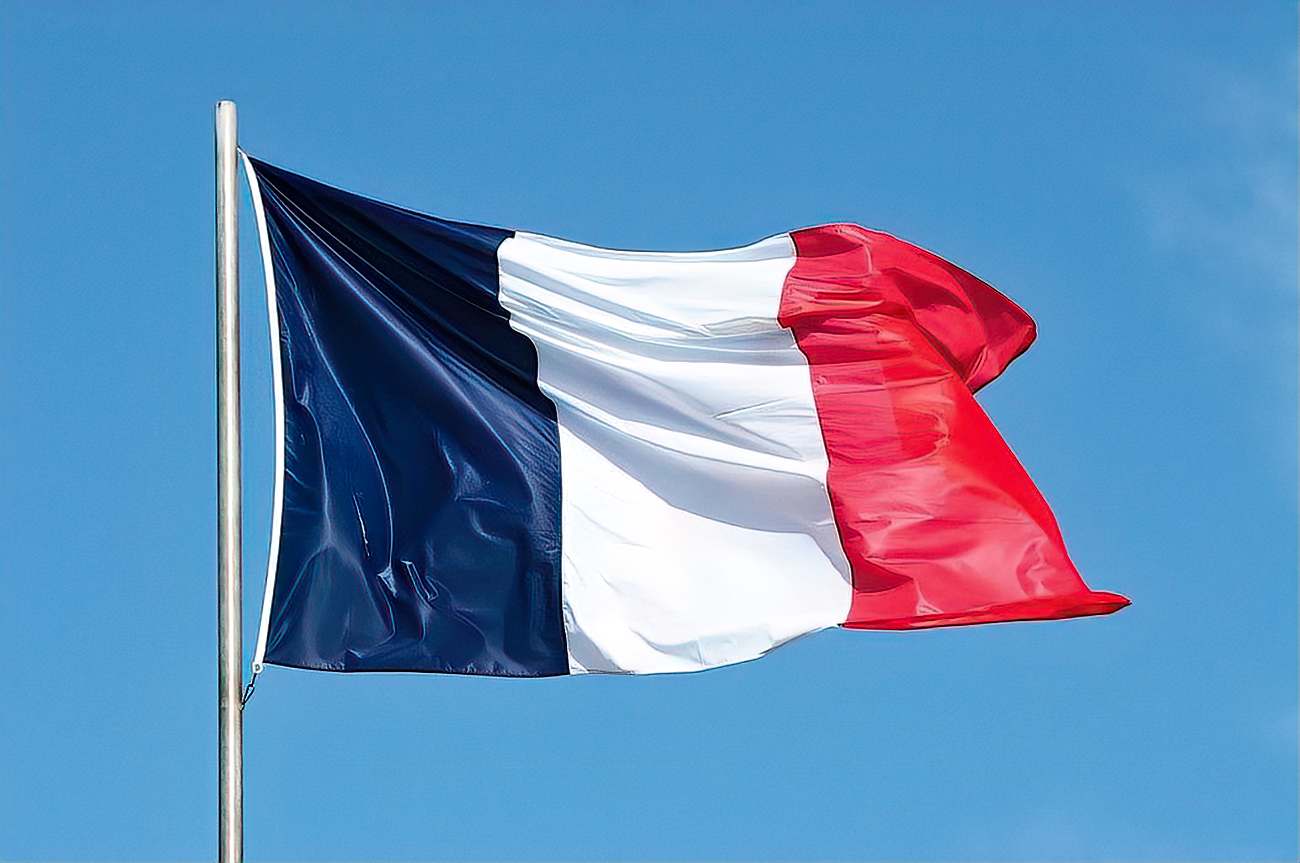 Le drapeau français emblème de la République française