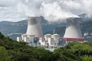 Centrale nucléaire de Cruas-Meysse, France.