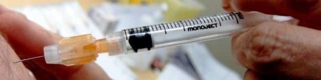 Vaccination (wikimedia commons)