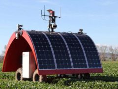 Ce robot agricole totalement autonome surveille les cultures nuit et jour pour optimiser les rendements ABC.net.au
