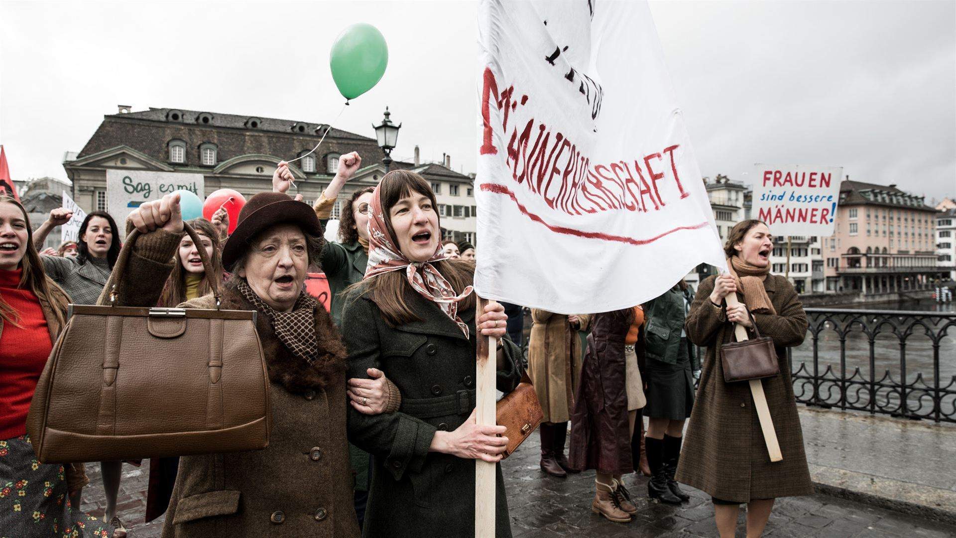 Ce n'est qu'en 1971 que le droit de vote a été accordé aux femmes, en Suisse.