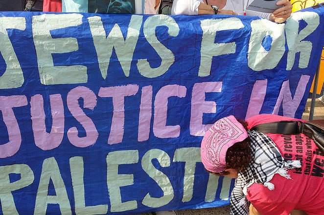 Manifestation pour la justice en Palestine (Photo credit: Social Justice - Bruce Emmerling on VisualHunt.com / CC BY)