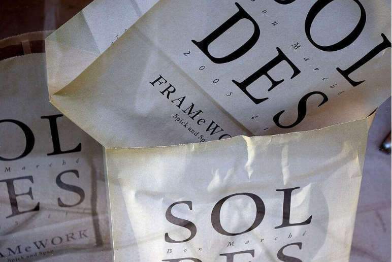 Soldes : les 7 commandements (Crédit : Flickr / Tighten up)