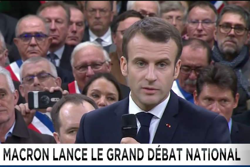 Le Président de la République lance le grand débat national (capture euronews)