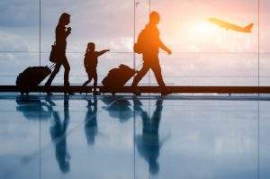 Dans le monde, entre 10 à 18 % des personnes seulement ont déjà pris l'avion. Shutterstock