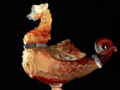 ÉMILE Gallé: Dragon héraldique, 1894, verre soufflé adjugé 244 600 €. Acquisition du musée d'Orsay (catalogue de la vente)