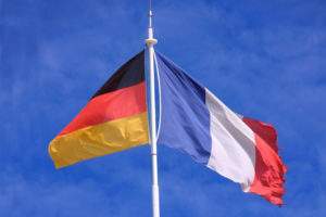 drapeaux français et allemand