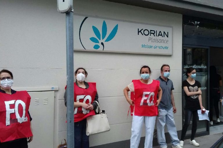 Korian : une partie du personnel manifeste devant l'Ehpad Plaisance de Nancy (DR)
