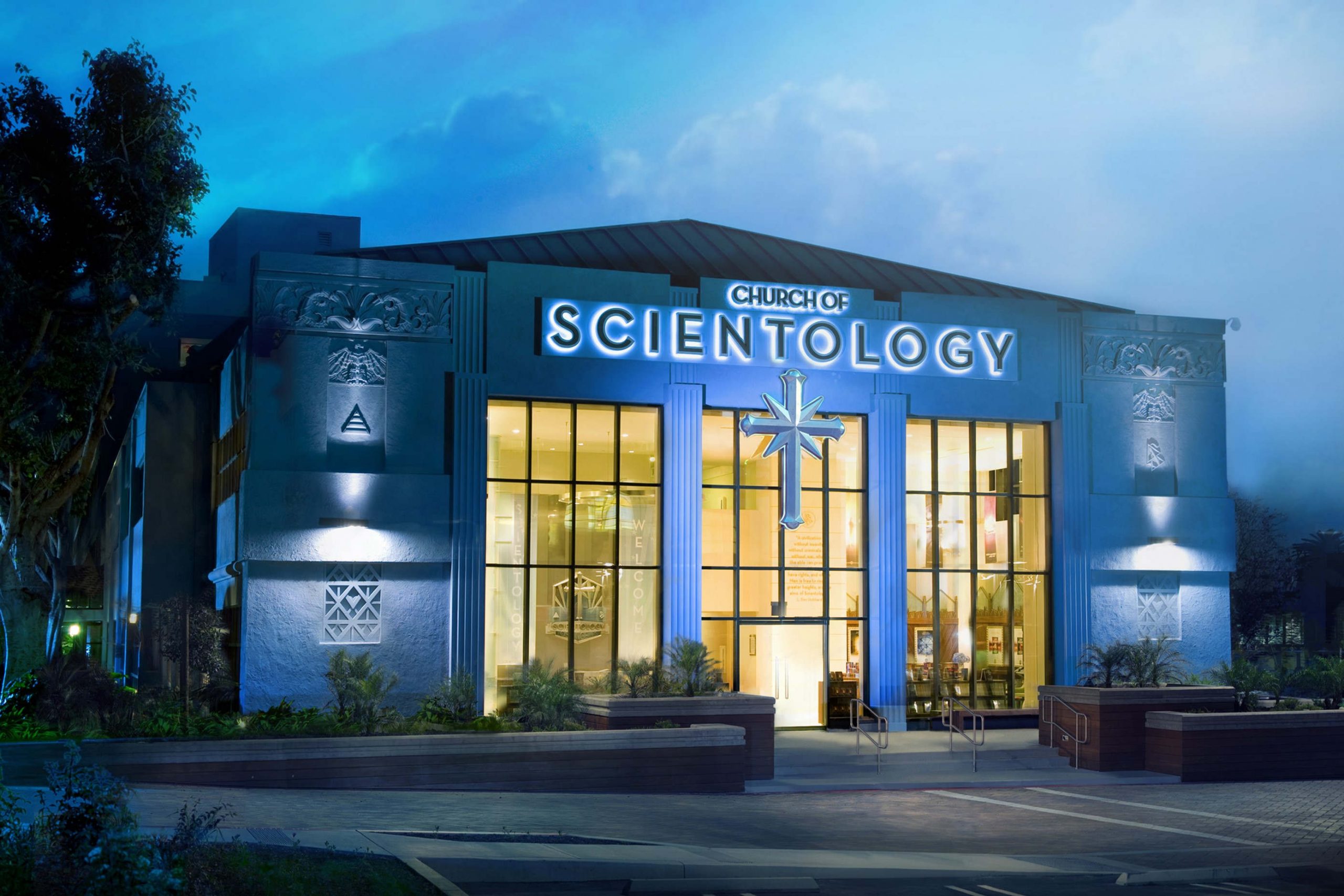 L'église de scientologie à Los Angeles (wikimedia commons)