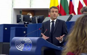 Emmanuel Macron devant le Parlement européen (capture)
