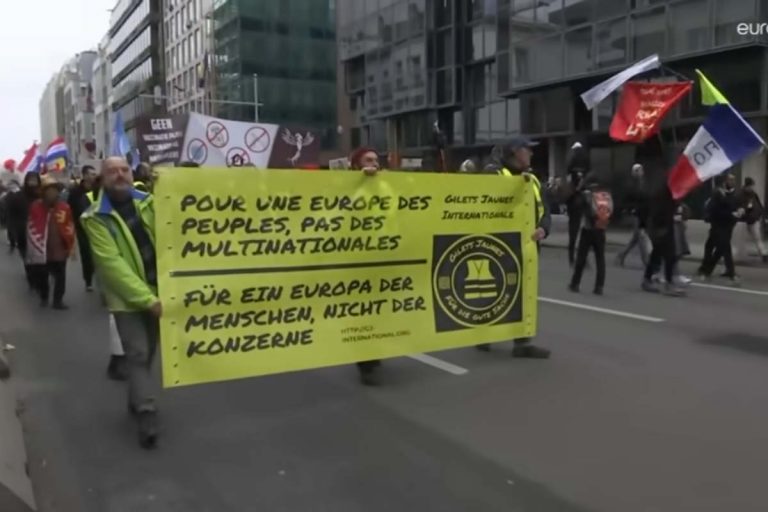 Manif anti-pass à Bruxelles (Capture euronews)