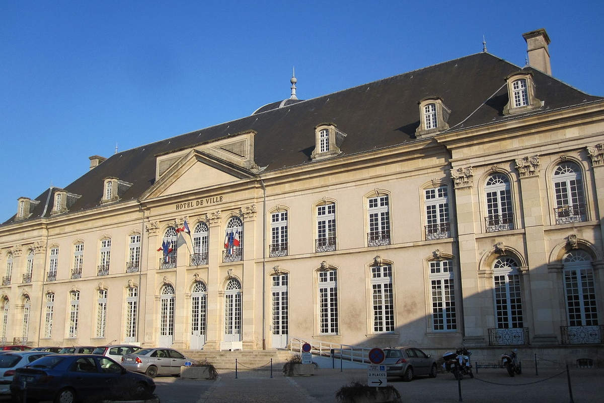 Hôtel de Ville de Toul Marc Baronnet, CC BY-SA 3.0 httpscreativecommons.orglicensesby-sa3.0, via Wikimedia Commons