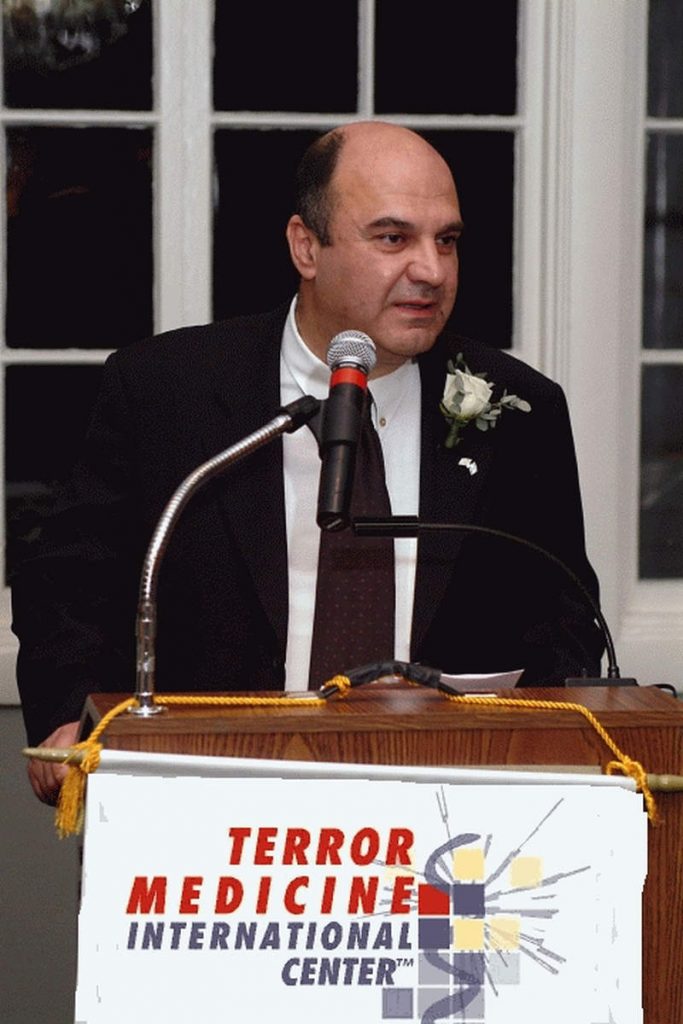 professeur Shmuel Shapira (wikimédia commons)