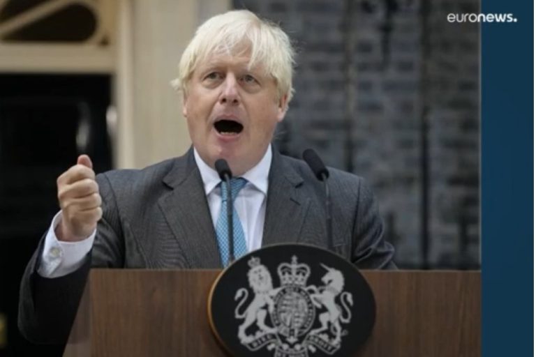 Boris Johnson pourrait revenir aux affaires (euronews)