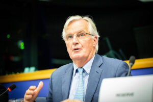 Michel Barnier, Premier ministre (GUENGL, CC BY-SA 2.0, via Wikimedia Commons)