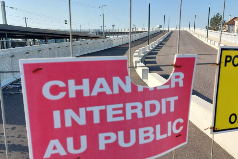 Deux ponts à Thionville, très chers et mal conçus (DR)