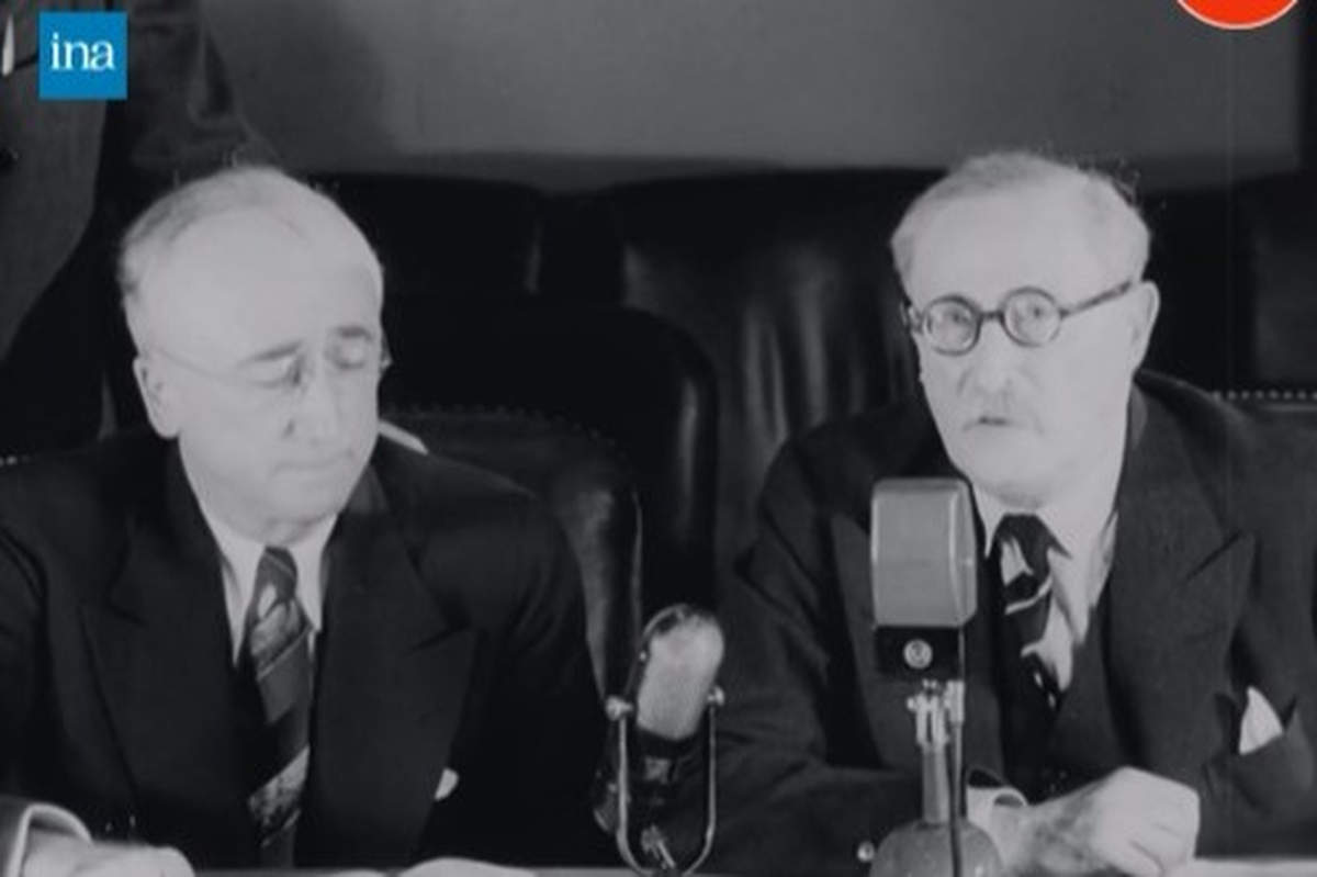 Signature de l'accord Blum/Byrnes de 1946 (INA)