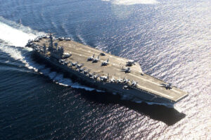 USS_Nimitz_in_Victoria_Canada_036