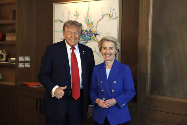 Trump et Von der Leyen (service audiovisuel de la Commission européenne, sous licence Creative Commons Attribution 4.0 (CC BY 4.0)