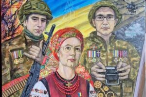 L'artiste, Marina Petrivna Sochenko, dont le fils vient d’être tué sur le front