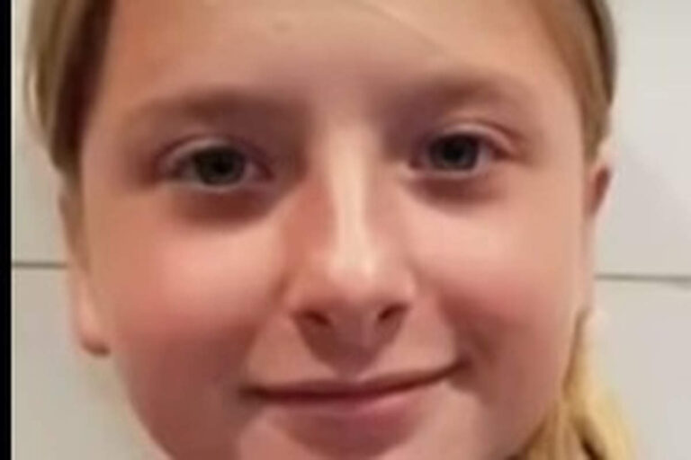 Le procès de la meurtrière de la petite Lola aux assises de Paris (capture YouTube BFMF).