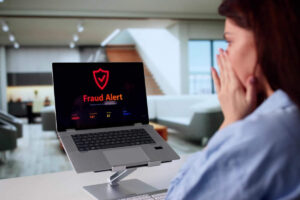 Piratage informatique (UnlimPotos)