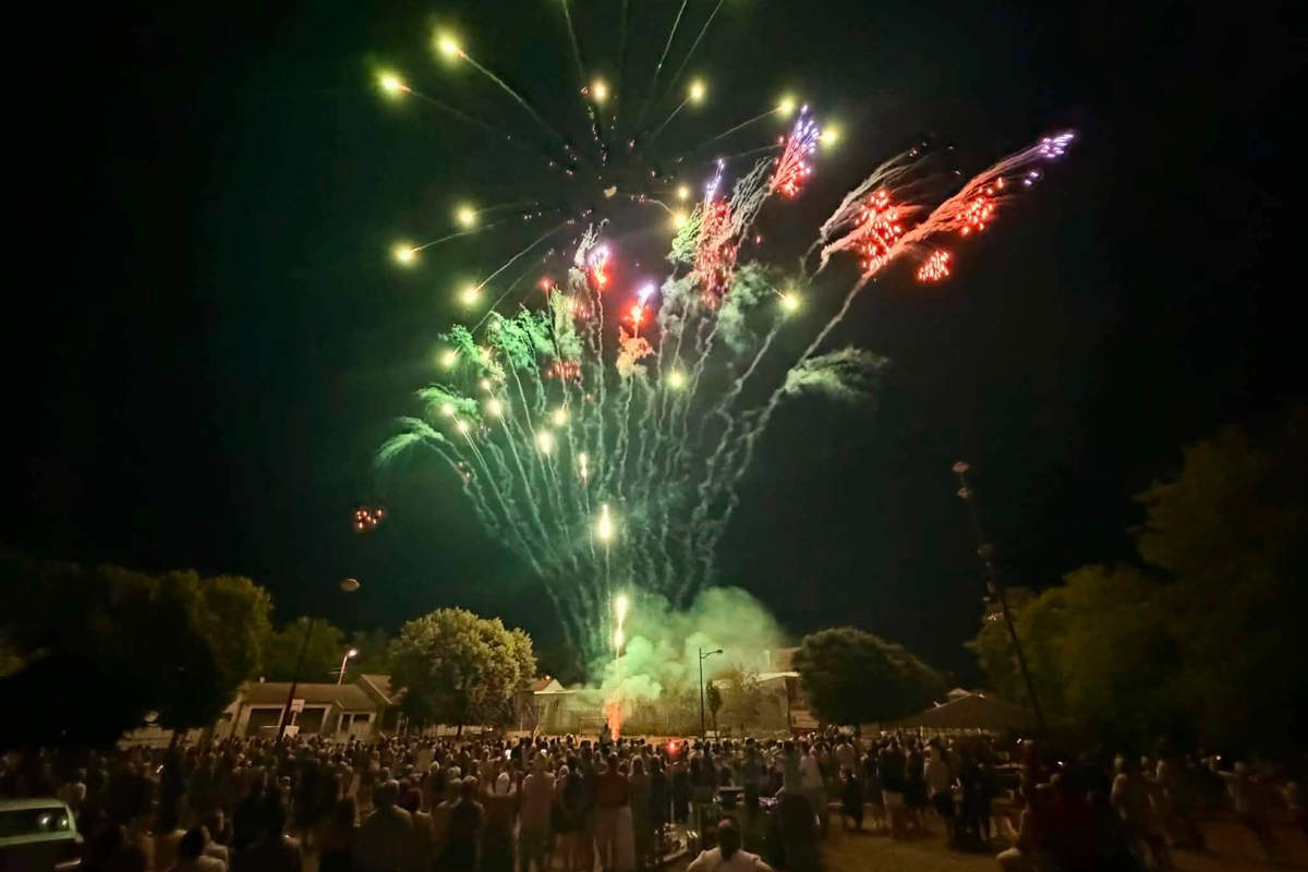 Feu d'artifice à Montauville, en Meurthe-et-Moselle (page FaceBook)