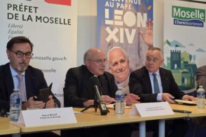 Conférence de presse avant la visite du pape (DR)