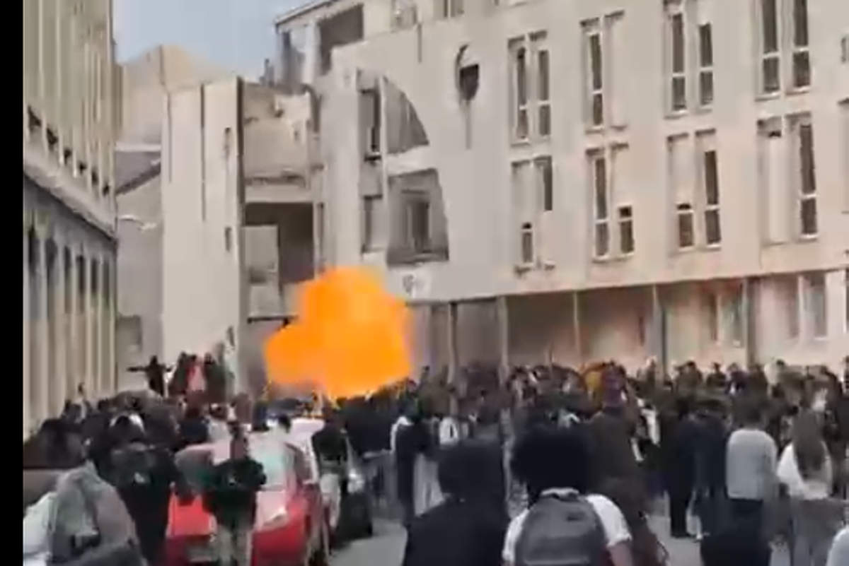 Des feux de poubelles et des explosions devant le lycée Loritz à Nancy (DR)